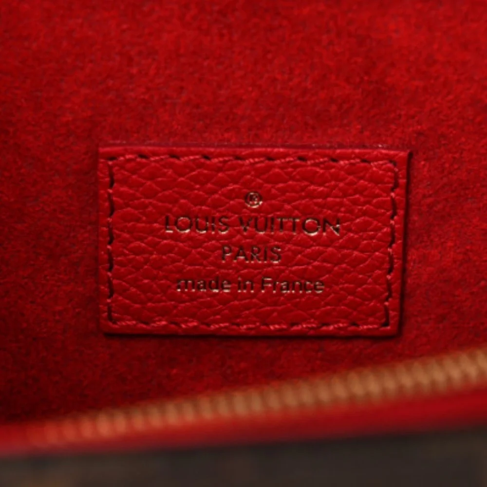LV LOUIS VUITTON MONOGRAM VICTOIRE EXCELLENT CONDITION TRIPLE AUTHENTICATED